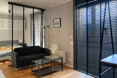 żaluzje drewniane czarne lamele 50mm przegroda Spin Szczecin